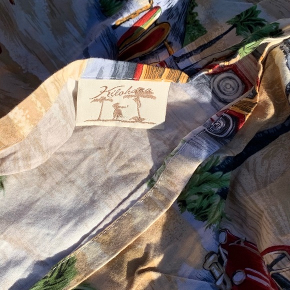 Vintage Hawaiian print twin duvet set.